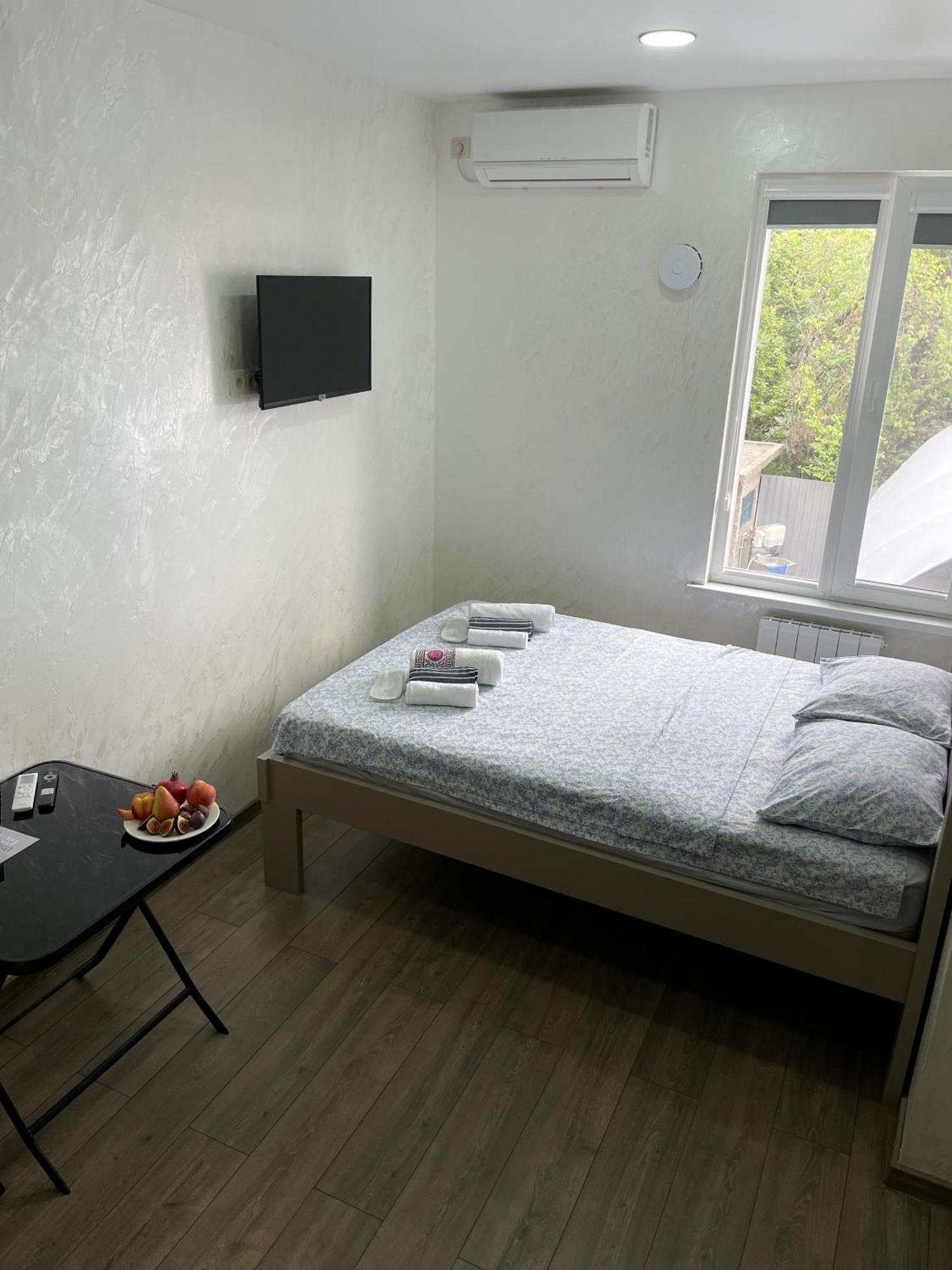 Aparthotel Sun And Moon à Batoumi Extérieur photo